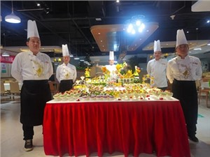 “食”力保障，華逸府圓滿(mǎn)完成中南大學(xué)湘雅三醫(yī)院大型活動(dòng)供餐服務(wù)
